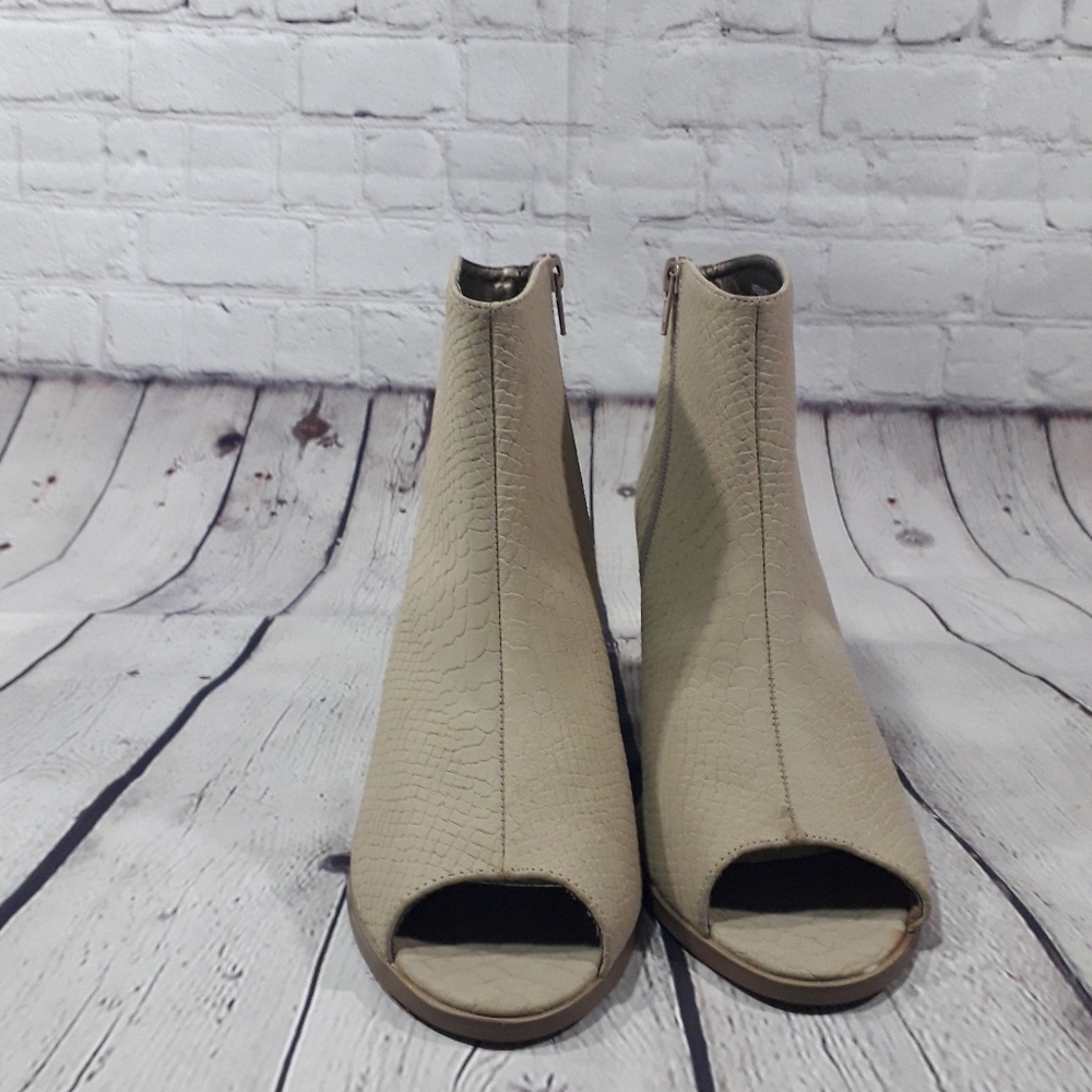 Sole Diva Women Boot๐โโ๏ธ๐๐ข - Picture 1 of 7